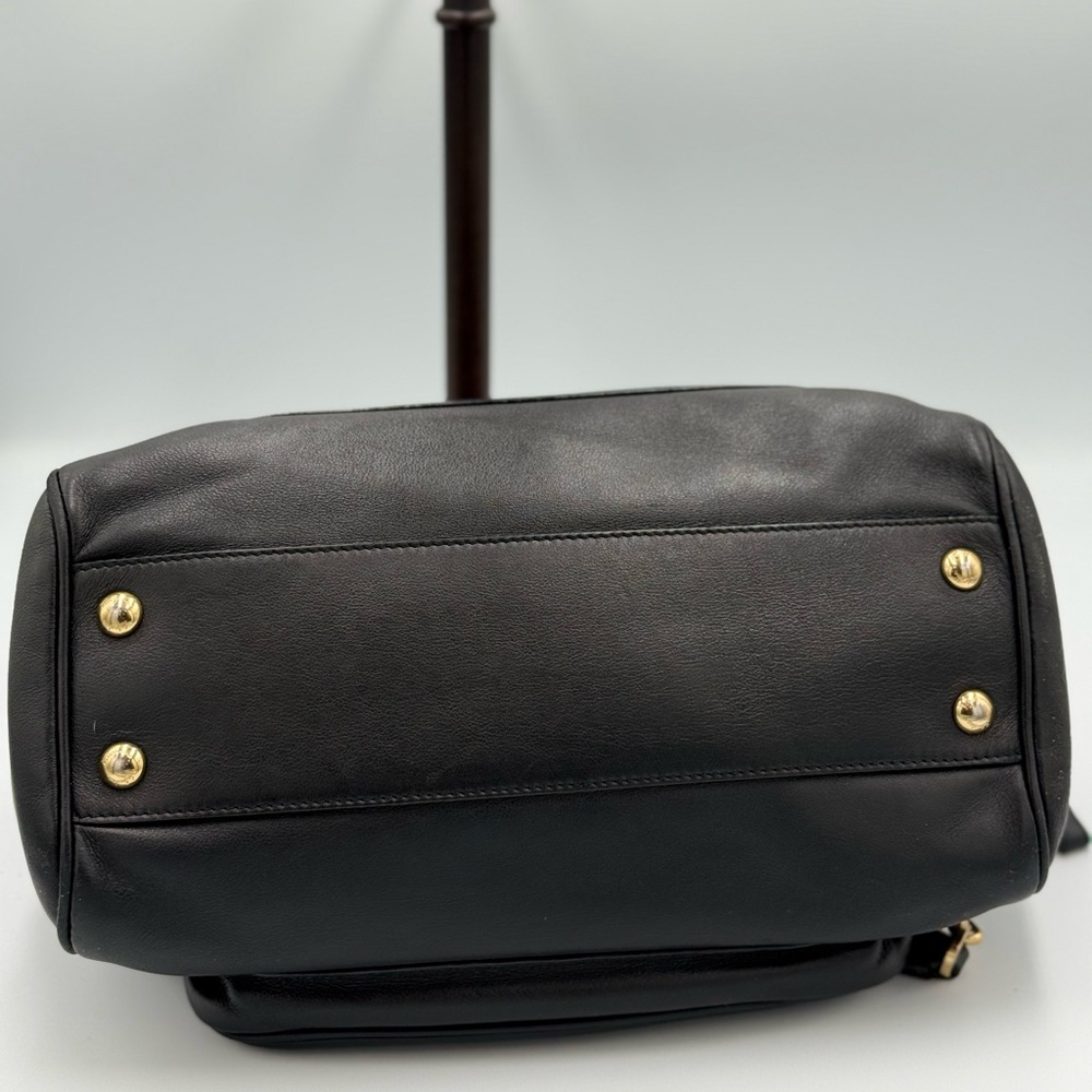Salvatore Ferragamo Gancini Black Leather Shoulder Bag - Picture 7 of 14